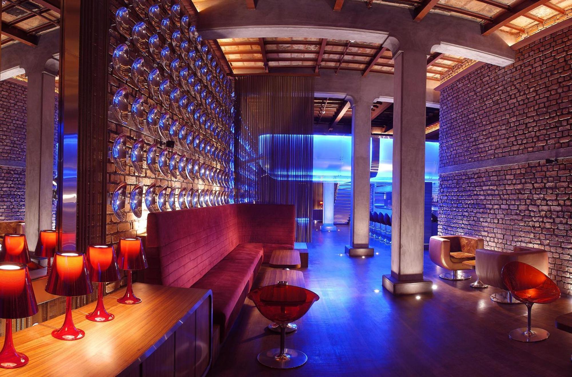 더 파크 콜카타 외부 사진 The interior of the nightclub